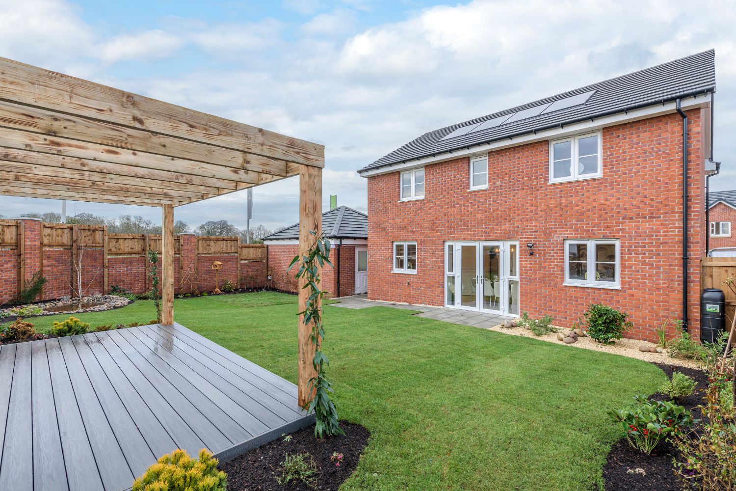 Garden of 4 bedroom Balloch house type