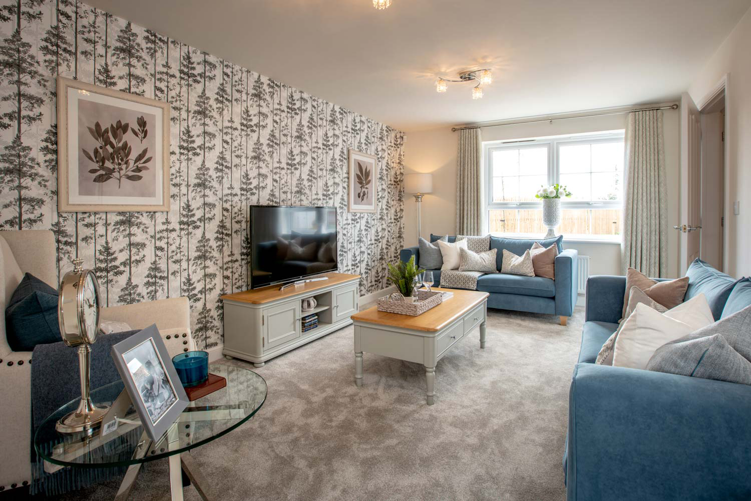 Lounge of Radleigh 4 bedroom home