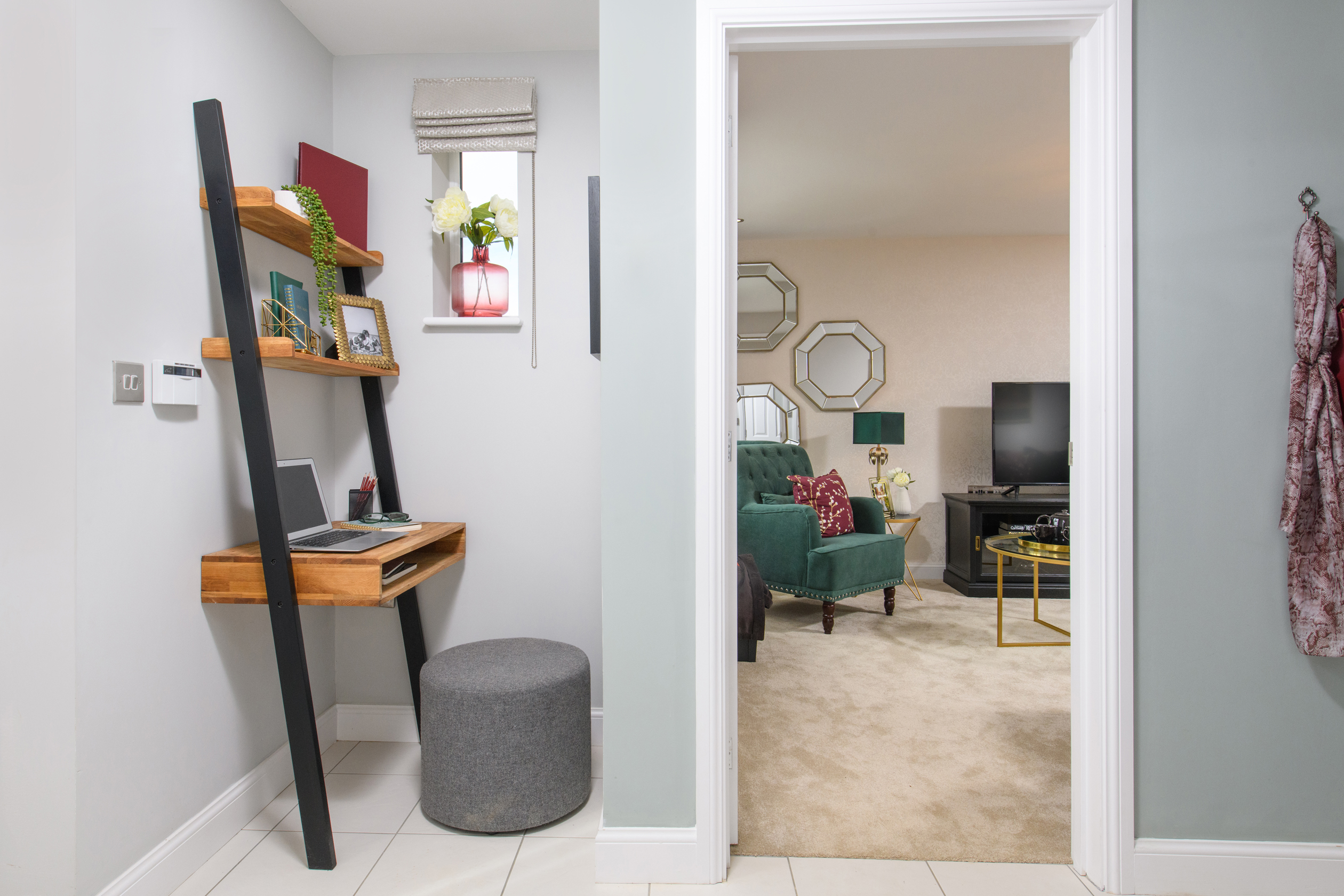 Inside view 4 bedroom Kinglsey space to work from home