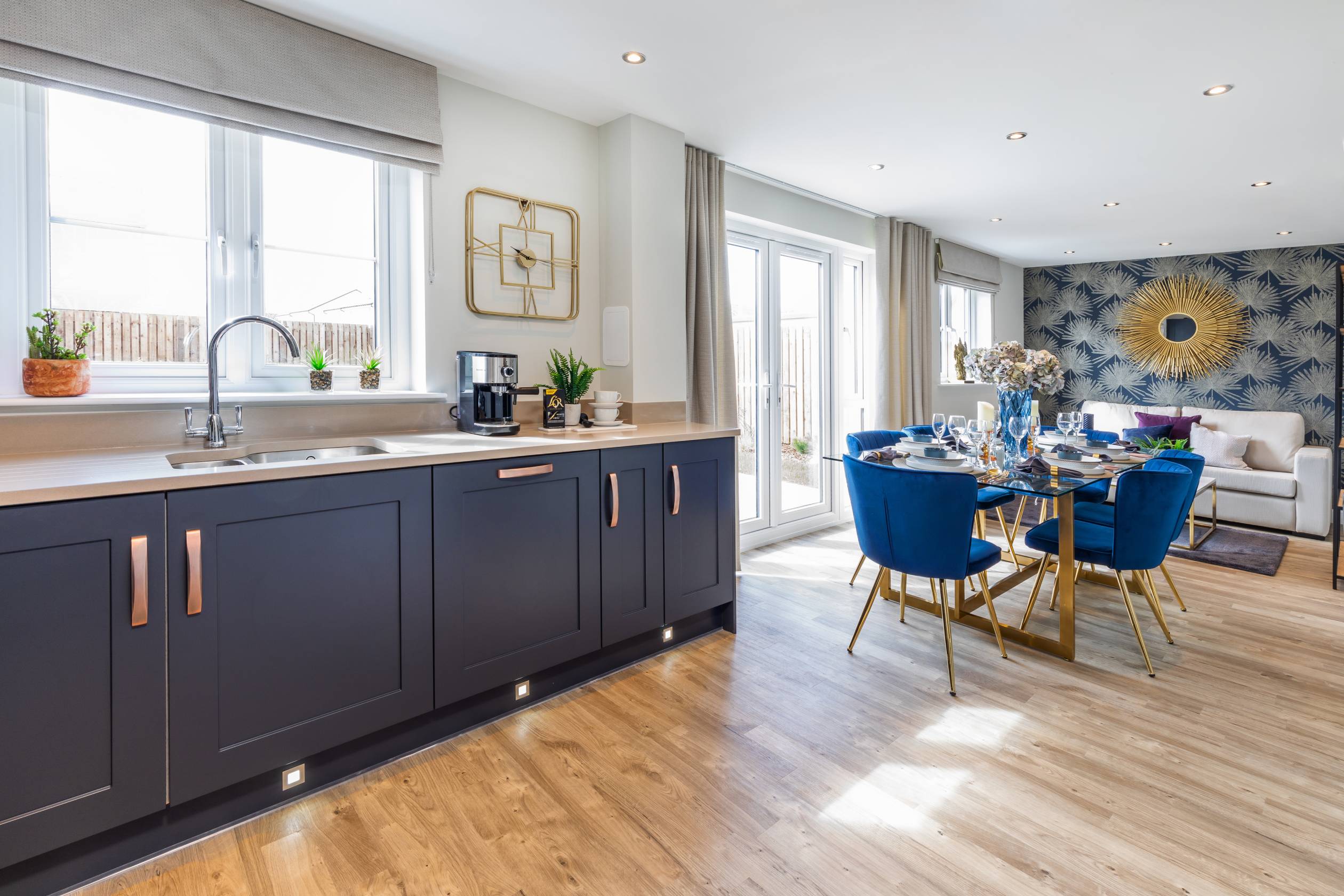 Bright kitchen dining space in Balmoral 4 bed home