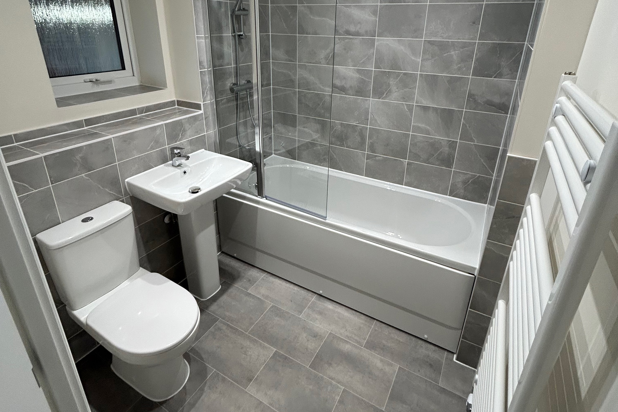 Avenue Plot 6 Bathroom