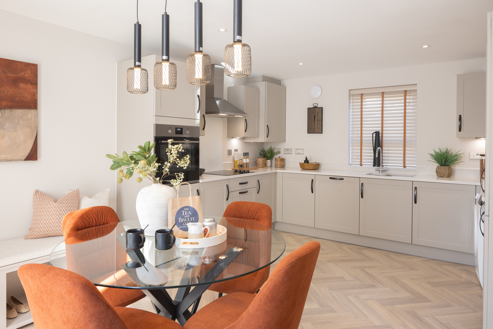 internal shot of kitchen/diner in cattawade