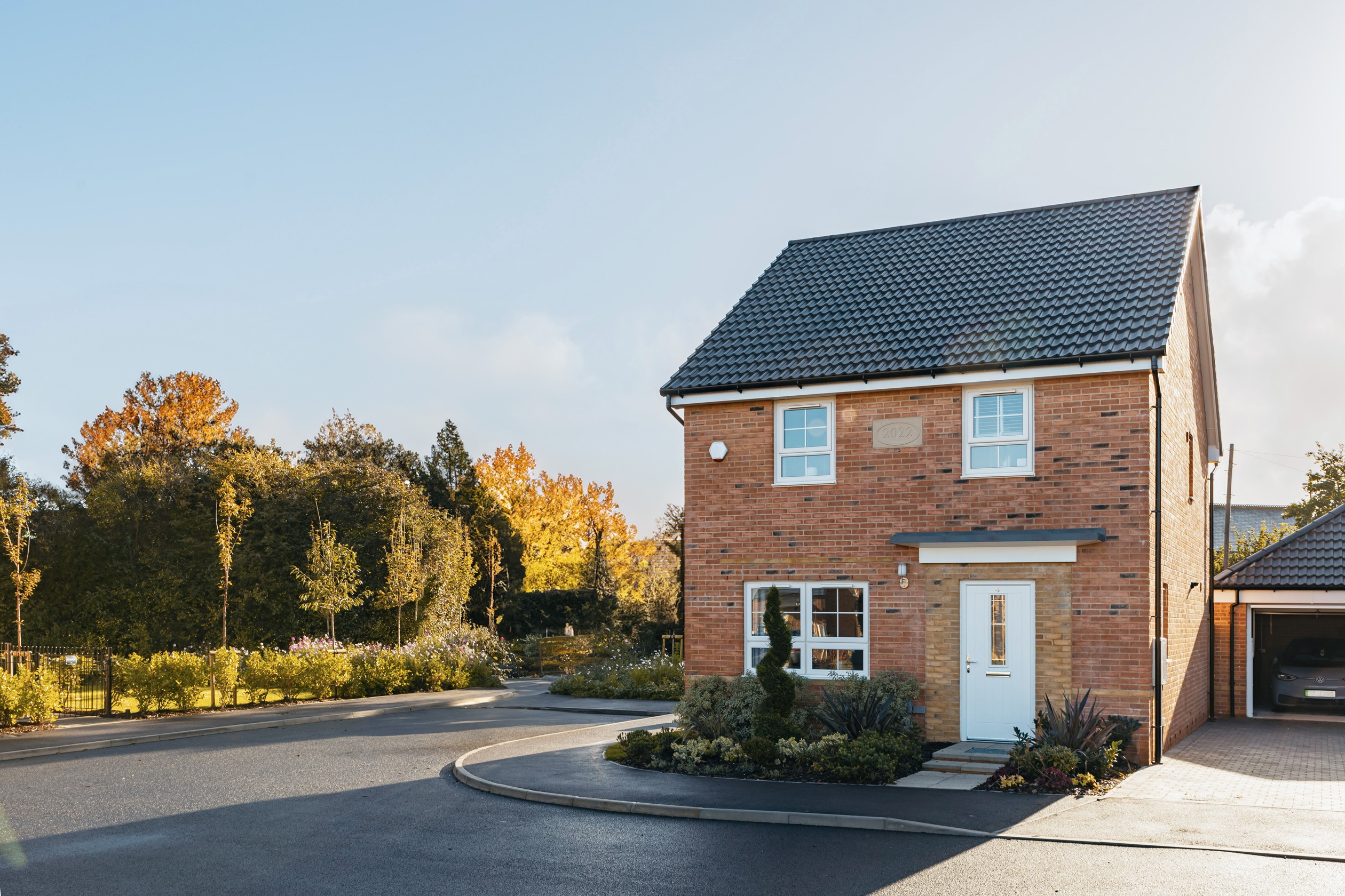 external shot of the chester in autumn at pebble walk