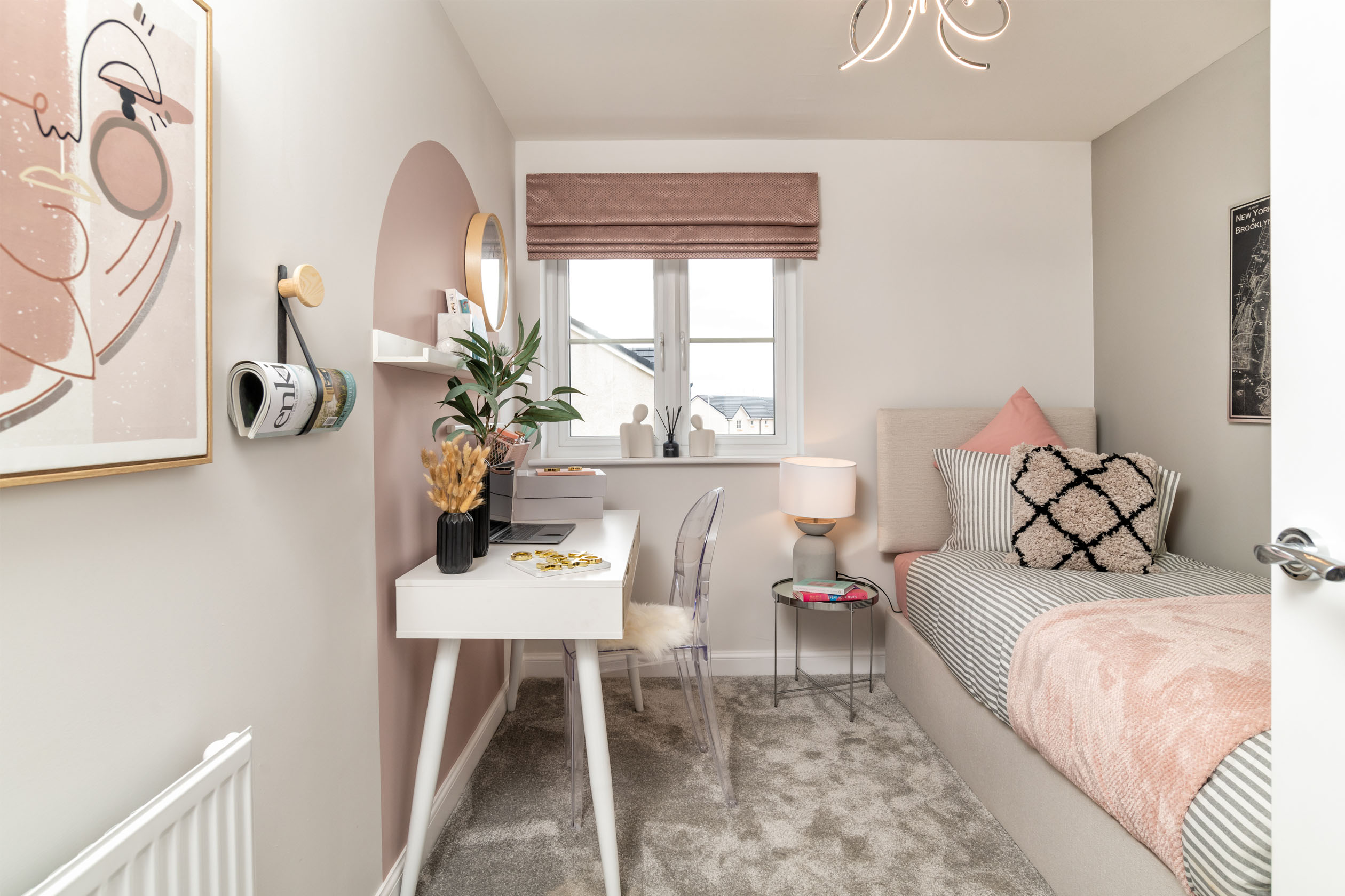 Double bedroom in three bedroom home