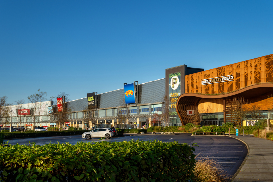 Calder Gardens Local Area