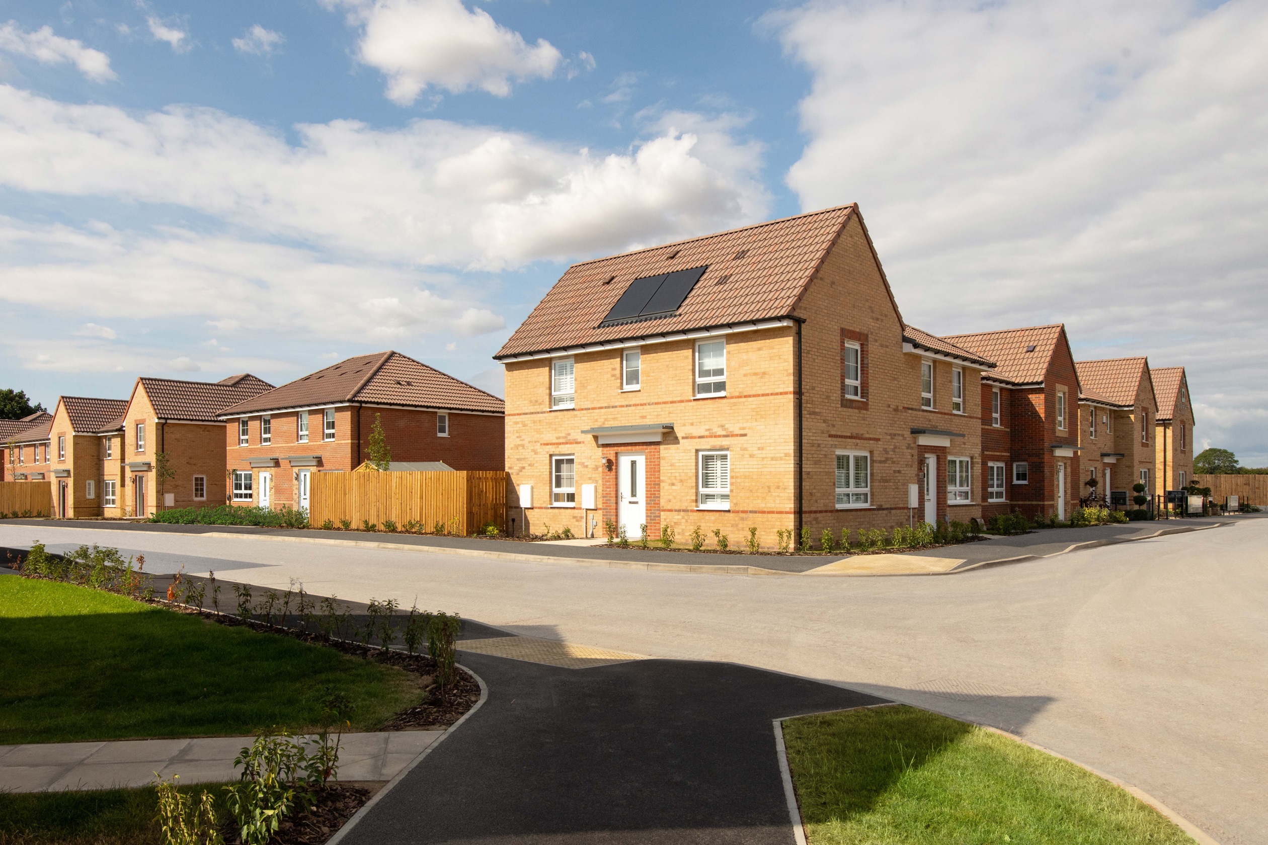 Moresby & Maidstone, Russet Park