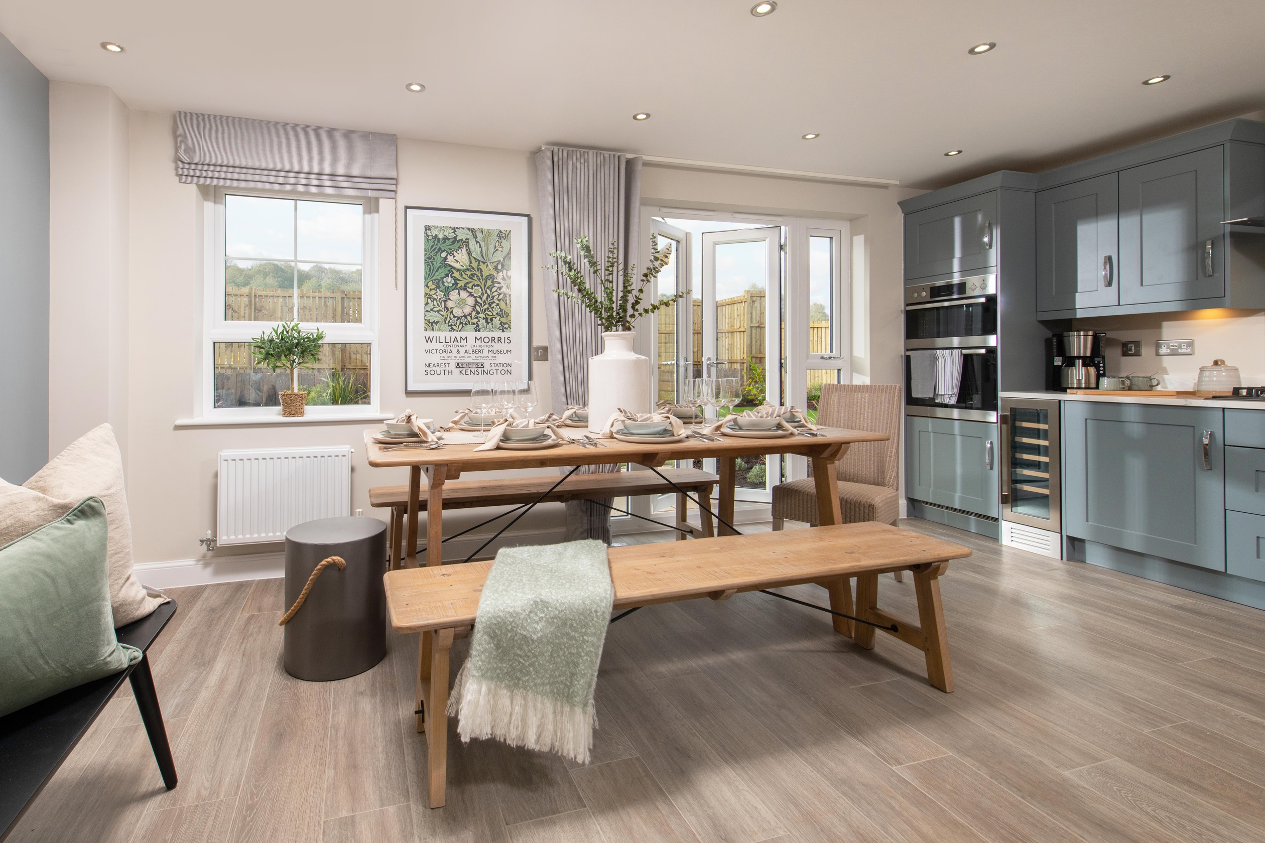 BAR YW Westminster View - Halton Dining Kitchen