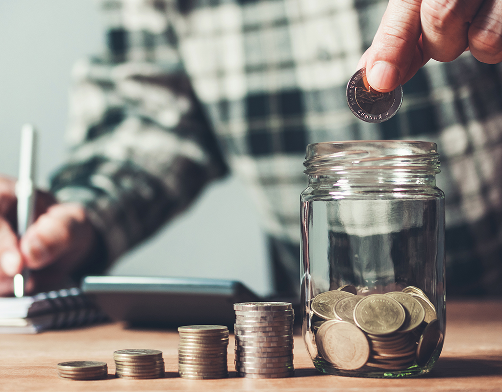 Reach your savings goal with small everyday changes