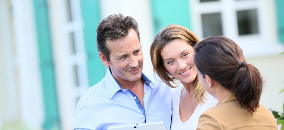Questions to ask housebuilders before moving into a new build property