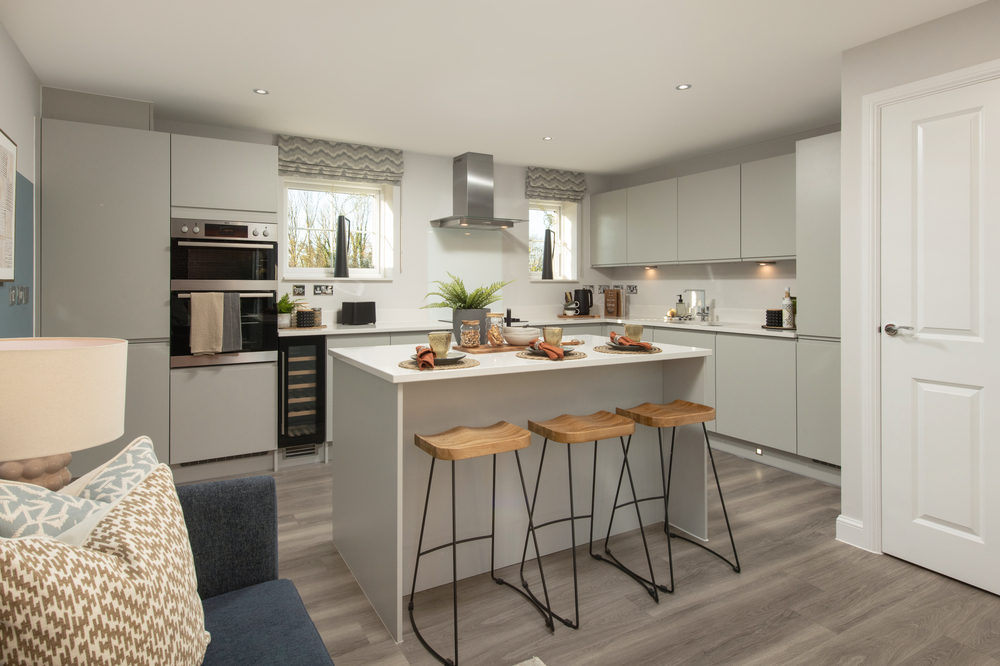 Kitchen with breakfast area in the 4 bedroom Alderney
