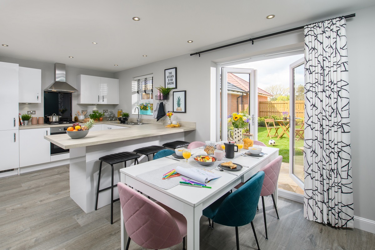 Kitchen with dining table