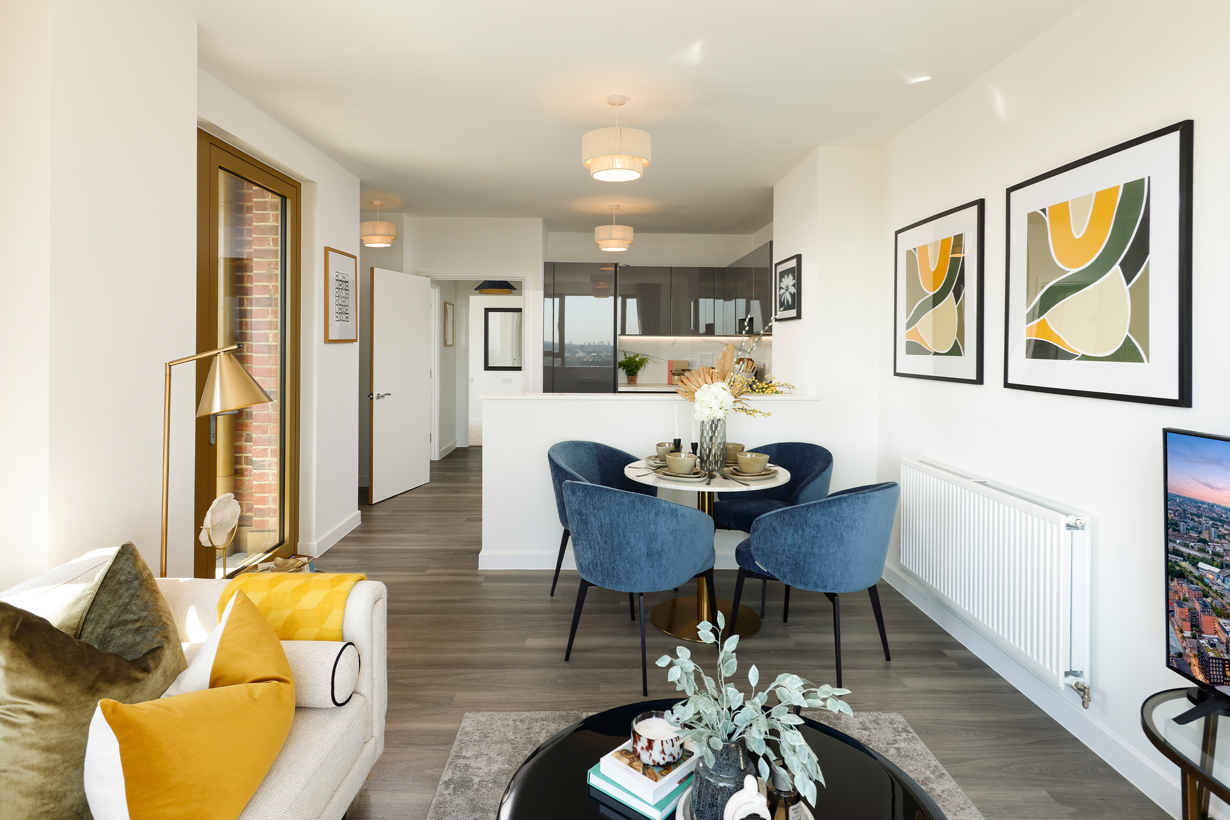 Living/Dining area