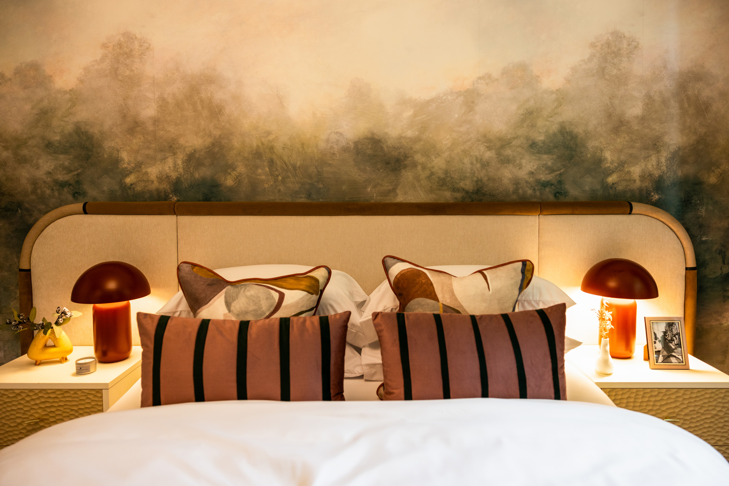 bedroom detail