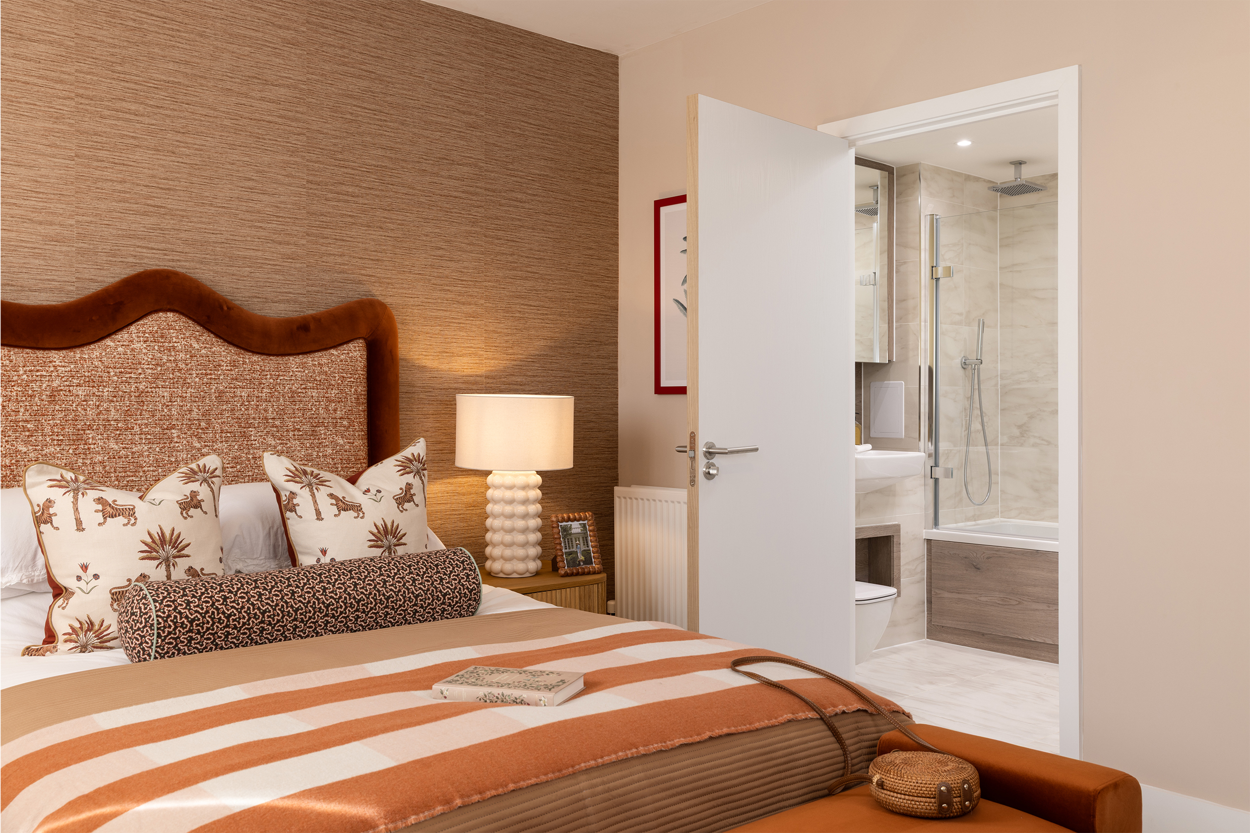 Hendon Townhouses - Bedroom and en suite
