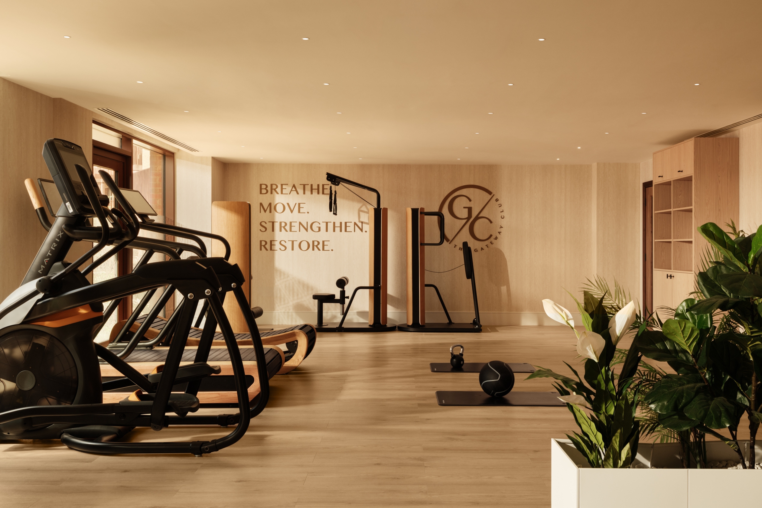 Royal Gateway - Amenities