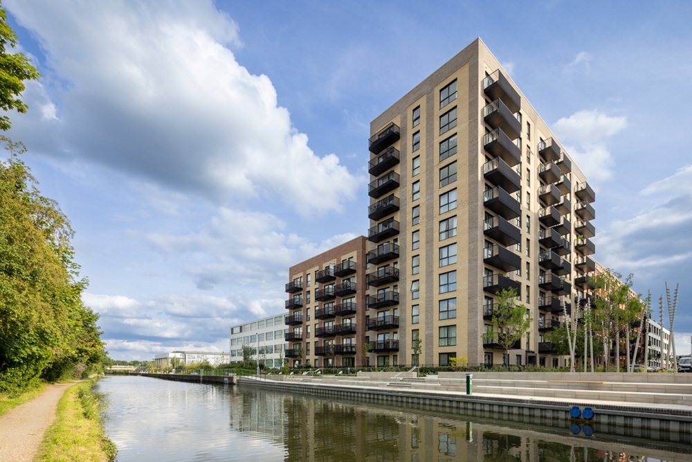 Barratt London development